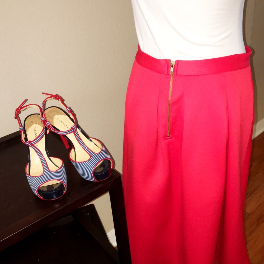 Bright Red Flare Skirt - Picture 3 of 3